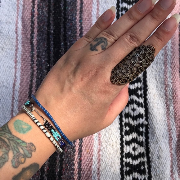 Jewelry - Cute Long Ring